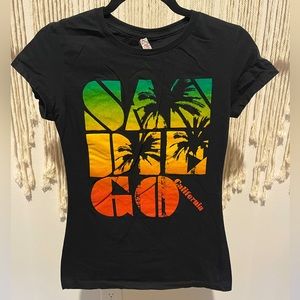 San Diego California Graphic T-Shirt Size S/M